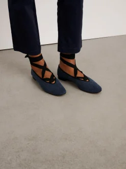 Juliet Italian Flat In Washed Canvas