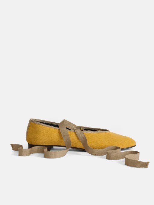 Juliet Italian Flat In Washed Canvas