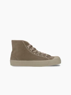 Novesta Star Dribble In Corduroy