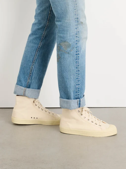Novesta Star Dribble Mono