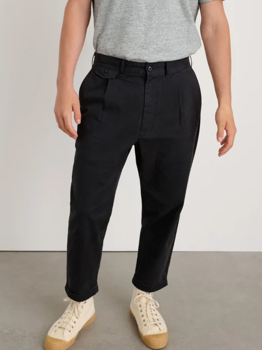 Standard Pleated Pant In Chino