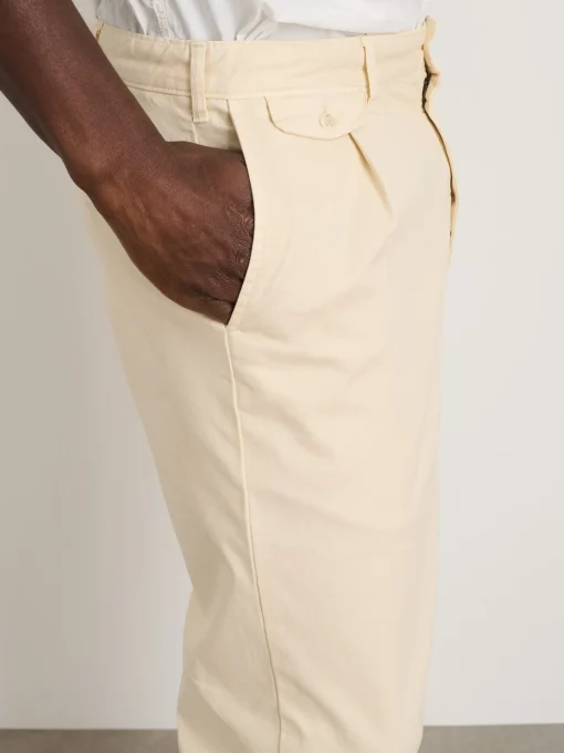 Standard Pleated Pant In Chino