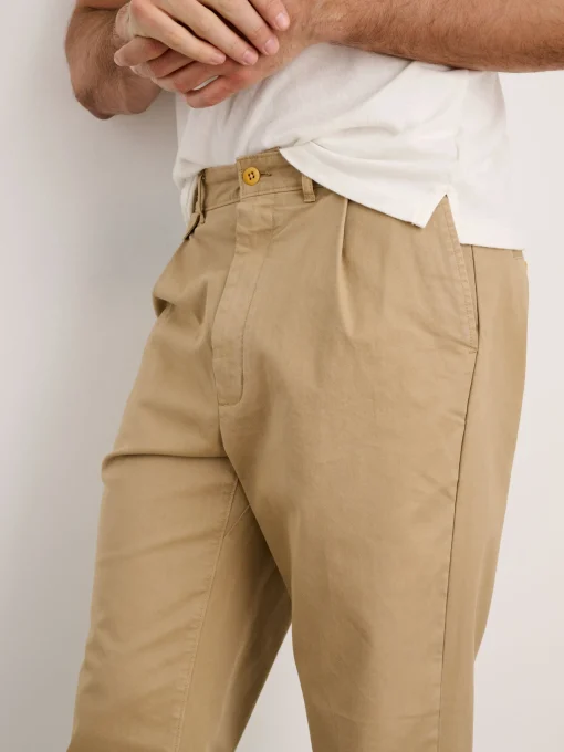 Standard Pleated Pant In Chino
