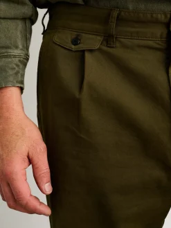 Standard Pleated Pant In Chino