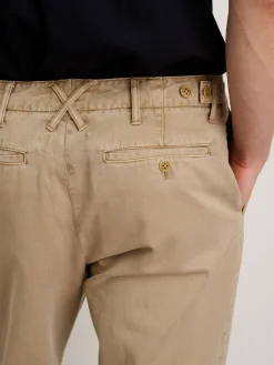 Straight Leg Pant In Vintage Washed Chino (Long Inseam)