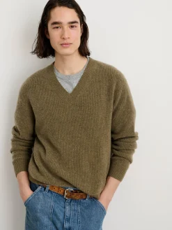 V-Neck Sweater In Lightweight Cashmere